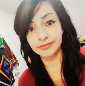 Meet your Posher, Edna